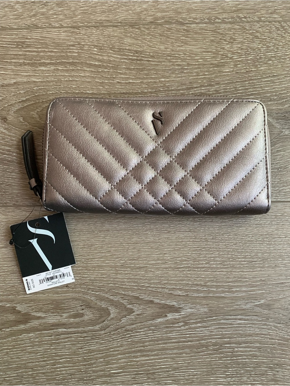 Simply Vera Vera Wang Women's  Signature Wallet Moon Rock Zipper Closure